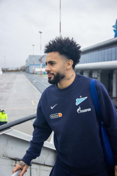 Команда «Зенит» перед вылетом на матч с «Краснодаром»