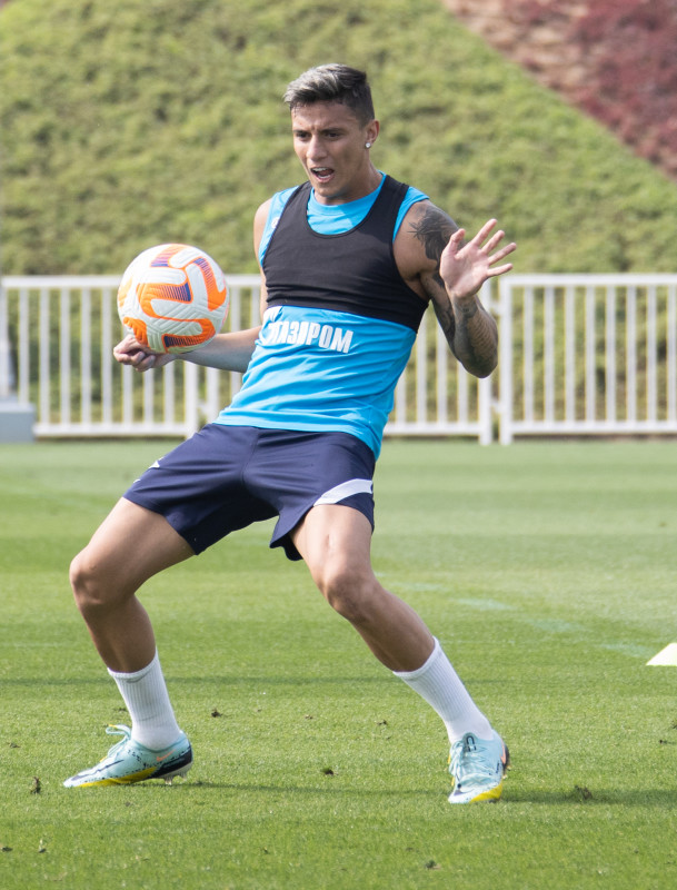 «Газпром»-тренировочные сборы в Катаре: 21 января, утренняя тренировка