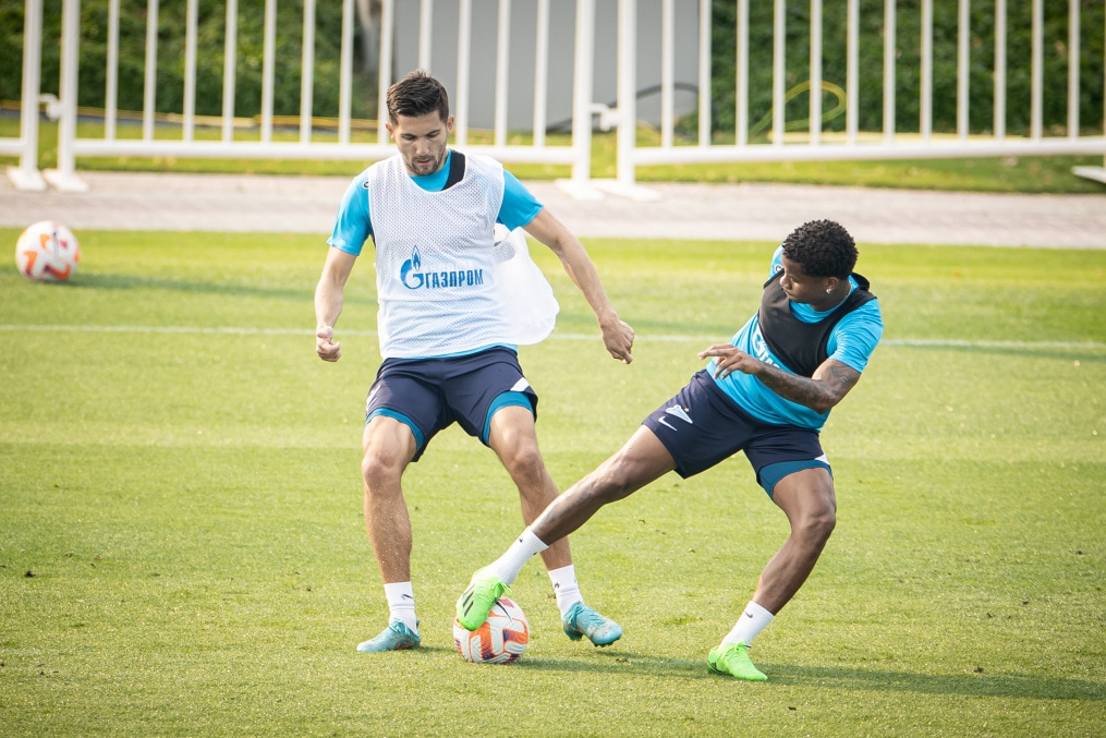 «Газпром» — тренировочные сборы в Катаре: двусторонний тренировочный матч