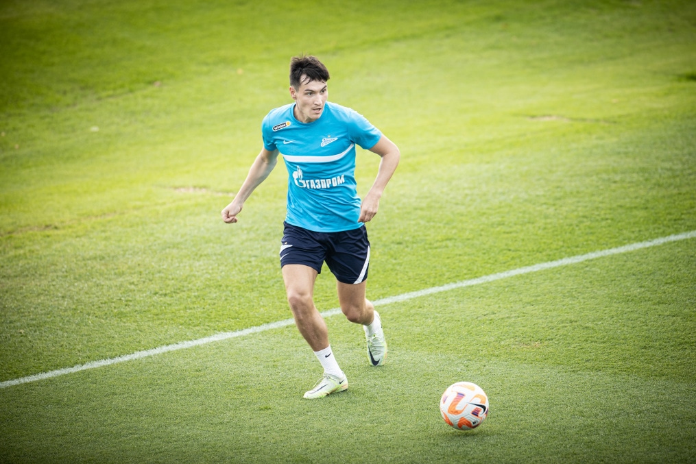 «Газпром» — тренировочные сборы в Катаре: двусторонний тренировочный матч