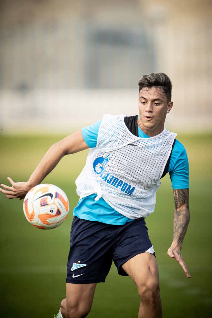 «Газпром» — тренировочные сборы в Катаре: двусторонний тренировочный матч