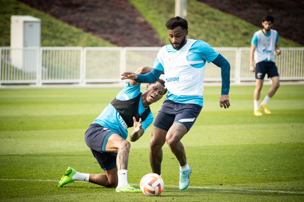 «Газпром» — тренировочные сборы в Катаре: двусторонний тренировочный матч