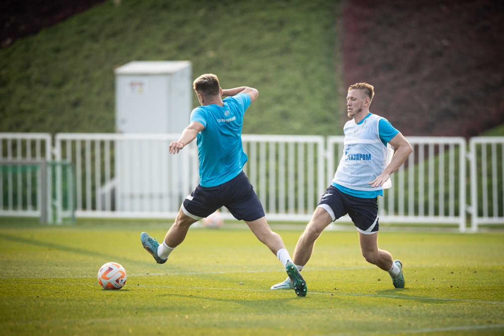 «Газпром» — тренировочные сборы в Катаре: двусторонний тренировочный матч