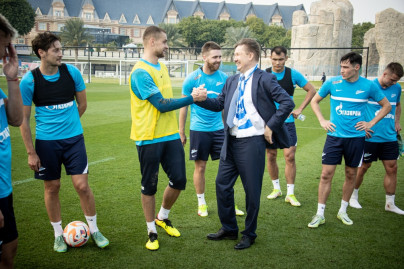 «Газпром» — тренировочные сборы в Катаре: двусторонний тренировочный матч