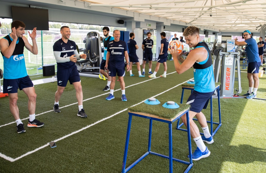 «Газпром»-тренировочные сборы в Катаре: 24 января, утренняя тренировка