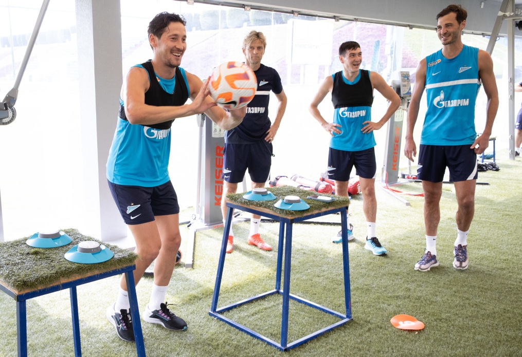 «Газпром»-тренировочные сборы в Катаре: 24 января, утренняя тренировка