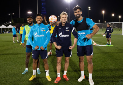«Газпром»-тренировочные сборы в Катаре: 24 января, вечерняя тренировка