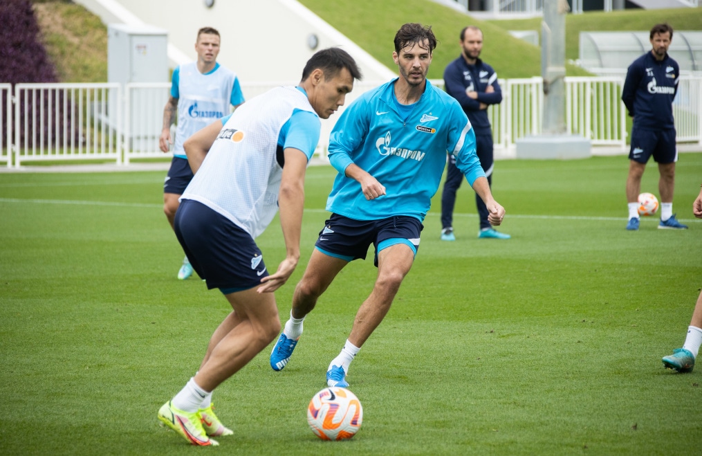 «Газпром»-тренировочные сборы в Катаре: 26 января, утренняя тренировка