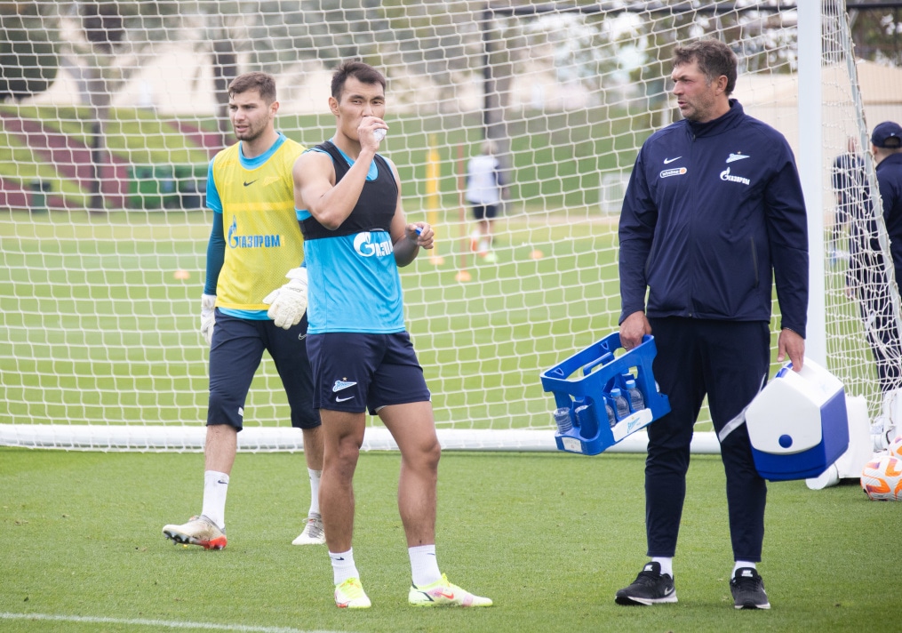 «Газпром»-тренировочные сборы в Катаре: 27 января, утренняя тренировка