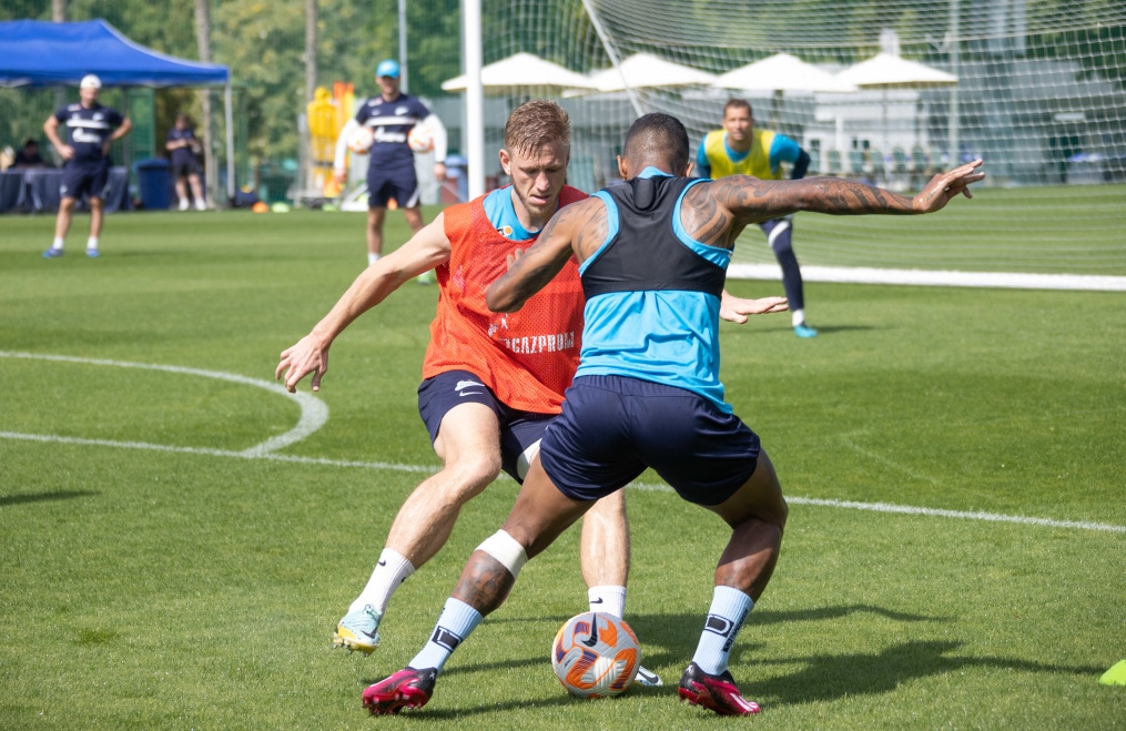 «Газпром» — тренировочные сборы в Дубае, 2 февраля: утренняя тренировка