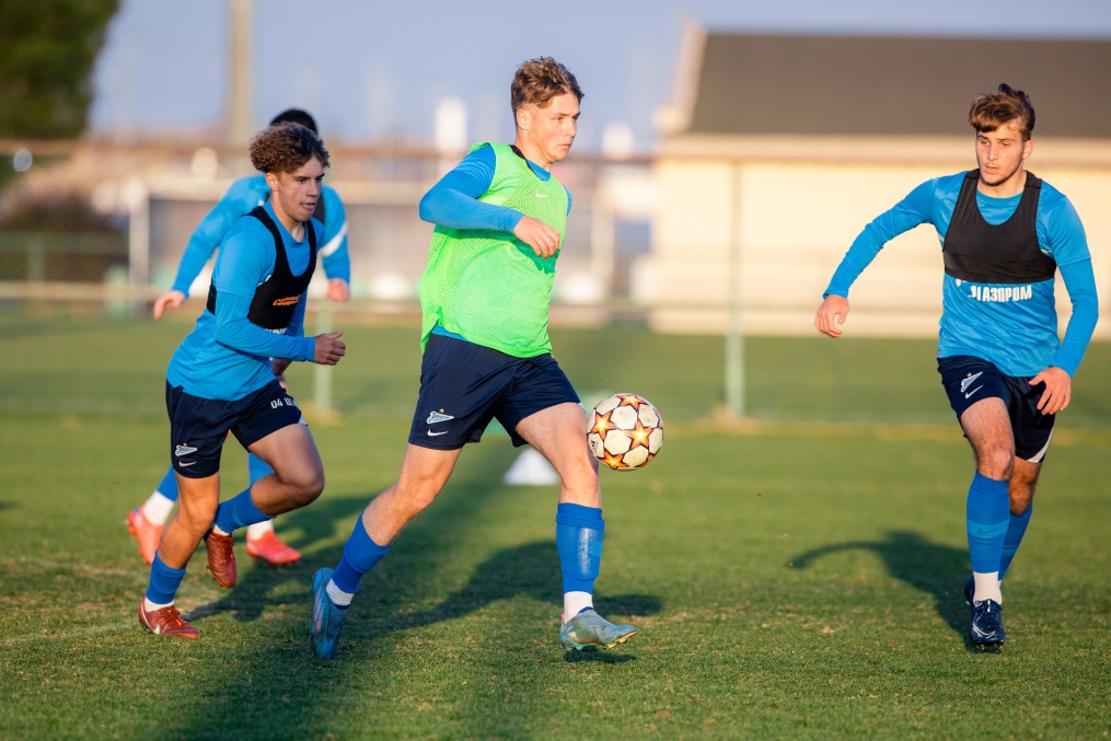 Вторые учебно-тренировочные сборы «Зенита»-м: 19 февраля, вечерняя тренировка