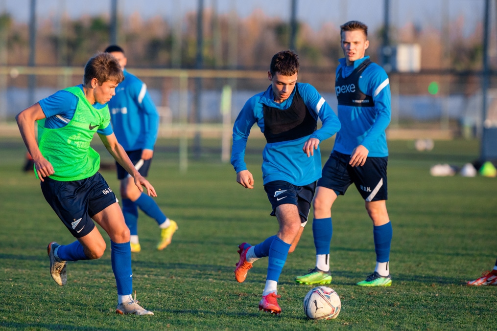 Вторые учебно-тренировочные сборы «Зенита»-м: 19 февраля, вечерняя тренировка