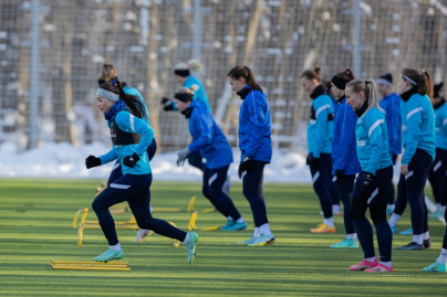 Тренировка женской команды «Зенит» перед матчем с «Крыльями Советов»