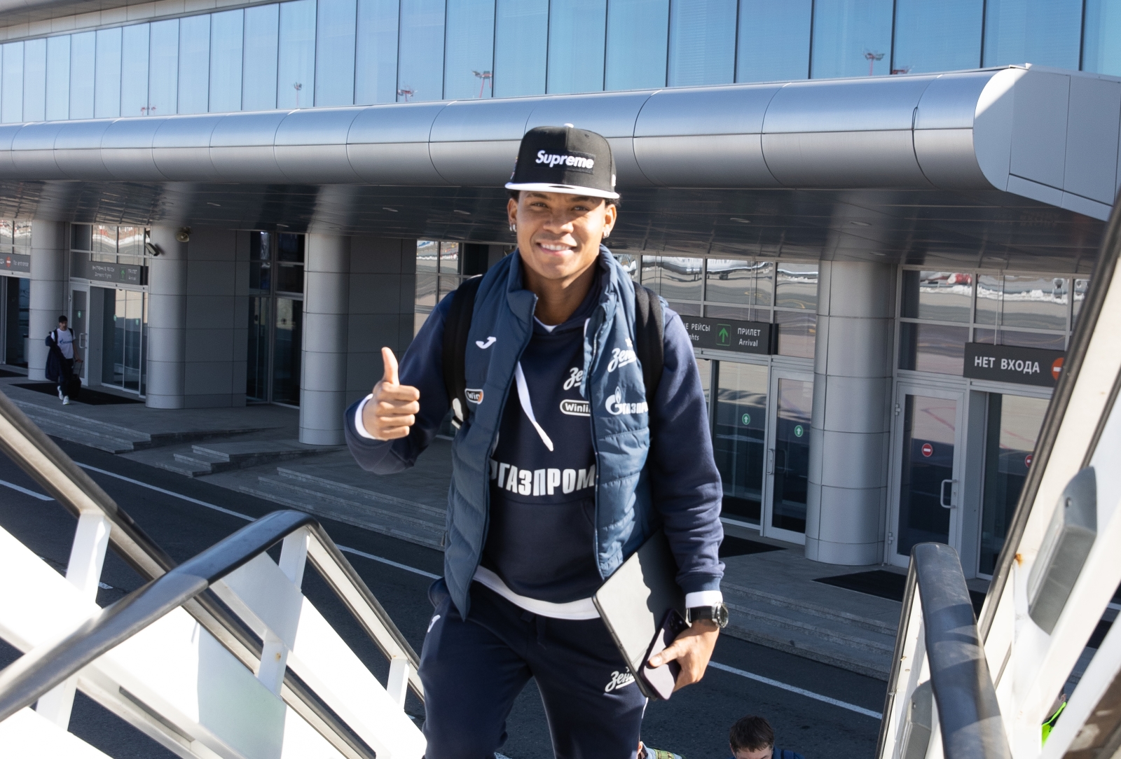 Вылет команды в Москву на матч «Локомотив» — «Зенит»