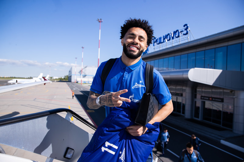 Вылет «Зенита» на матч с «Оренбургом»