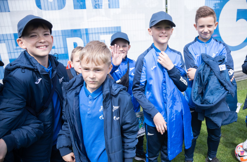 Игроки команды «Газпром»-Академии 2013 г.р. на тренировке «Зенита»