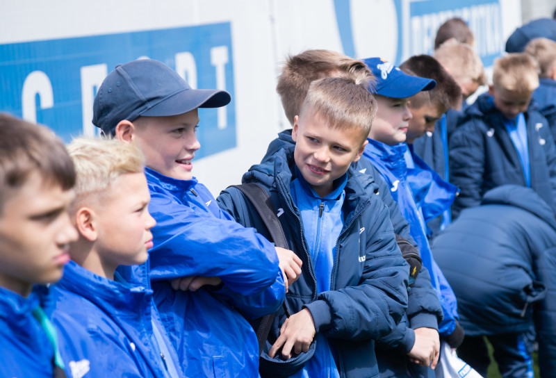 Игроки команды «Газпром»-Академии 2013 г.р. на тренировке «Зенита»