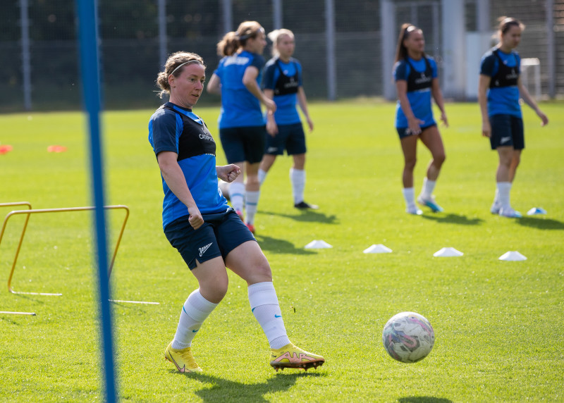 Тренировка женской команды «Зенит» перед матчем c «Рубином»