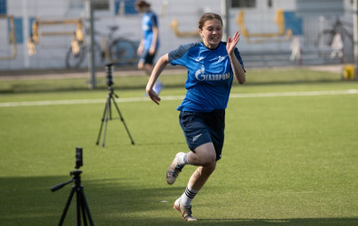 Тренировка женской молодежной команды «Зенит» перед выездом в Новосибирск