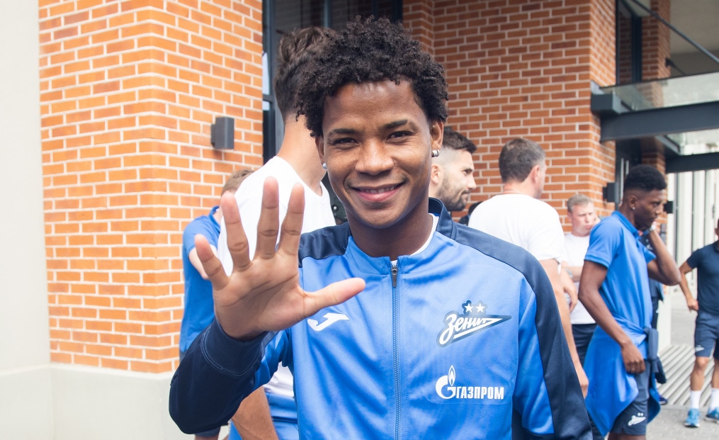 Прогулка команды перед матчем «Зенит» — ЦСКА