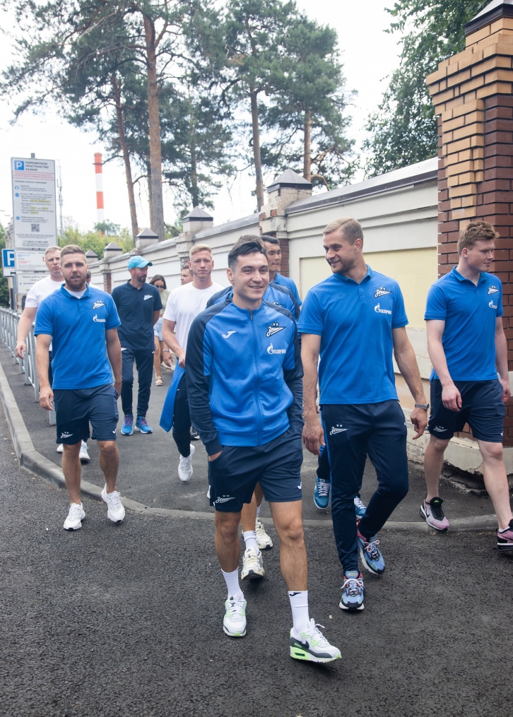 Прогулка команды перед матчем «Зенит» — ЦСКА