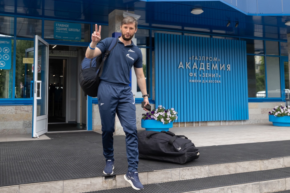 Выезд команд «Зенита» на матч 1-го тура ЮФЛ в Ростов-на-Дону