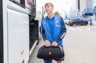 Выезд команд «Зенита» на матч 1-го тура ЮФЛ в Ростов-на-Дону