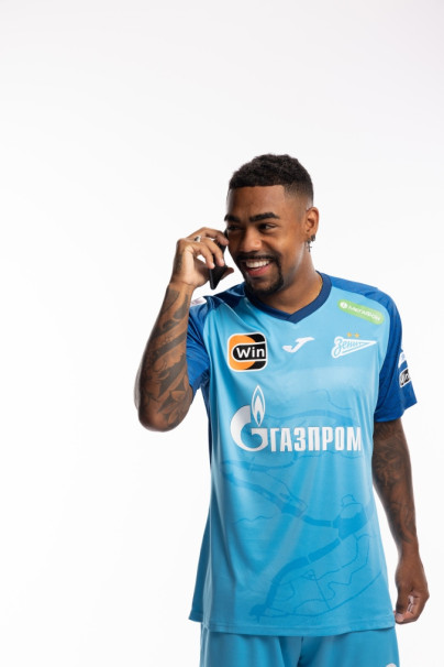 Индивидуальная фотосессия игроков ФК «Зенит» в форме Joma сезона 2023/24