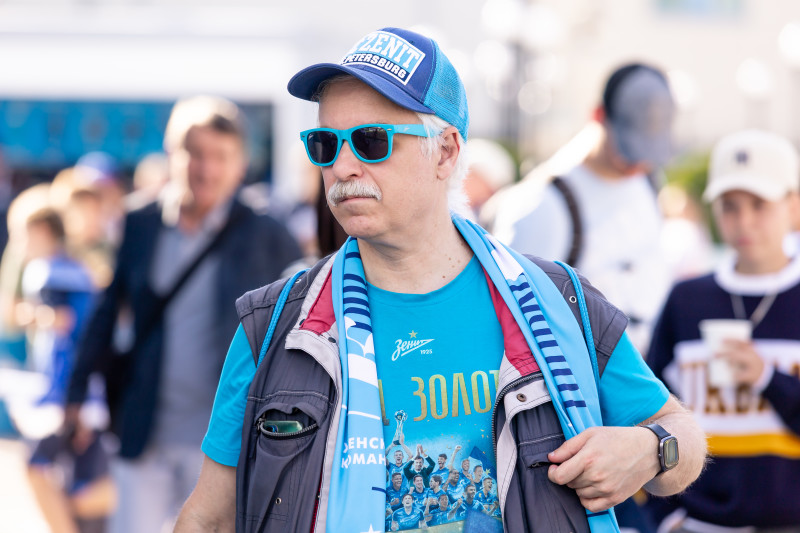 Болельщики на матче Суперлиги 2023, «Зенит» — «Чертаново»