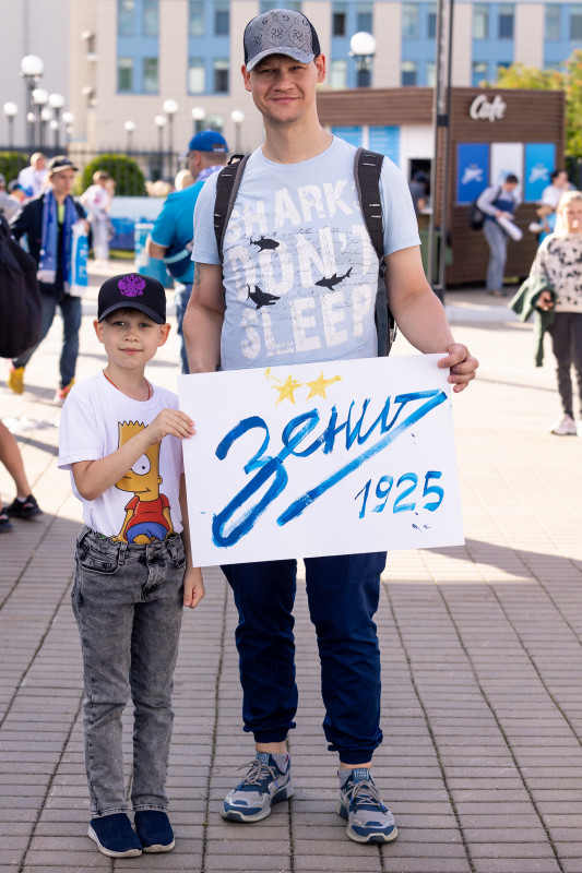 Болельщики на матче Суперлиги 2023, «Зенит» — «Чертаново»