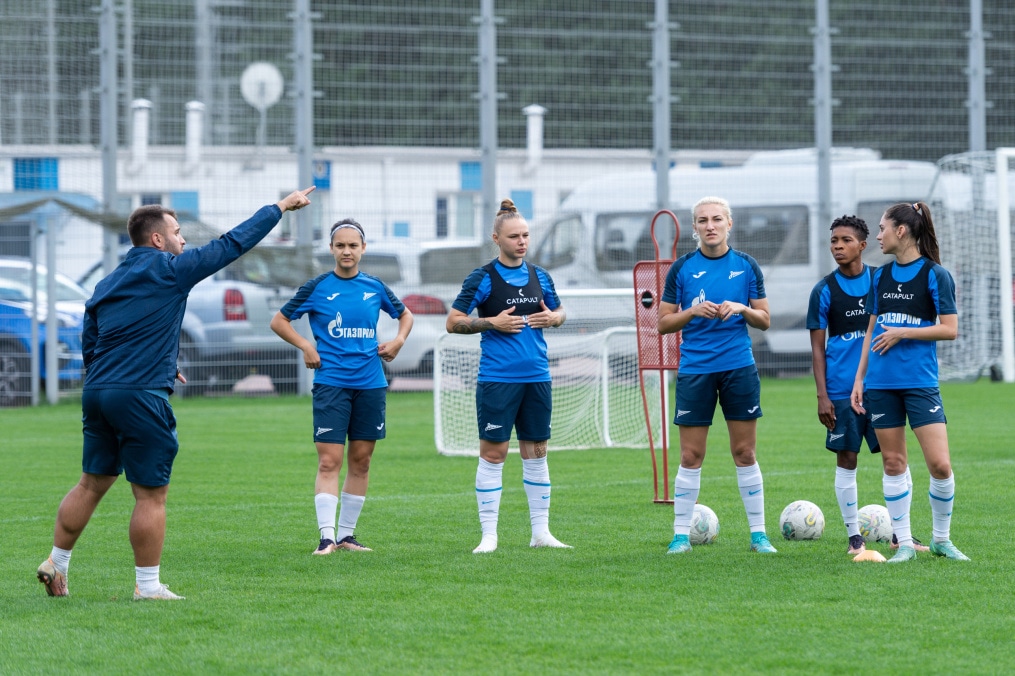 Тренировка женской команды «Зенит» перед матчем с «Динамо»