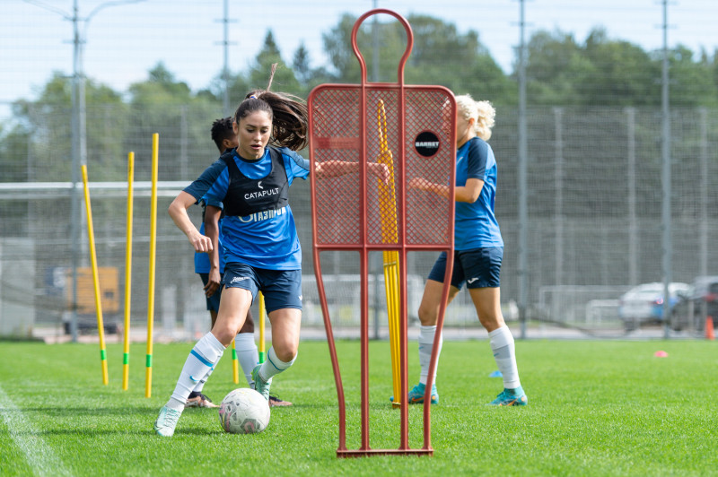 Тренировка женской команды «Зенит» перед матчем с «Динамо»