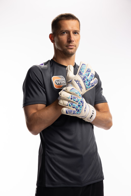 Индивидуальная фотосессия игроков ФК «Зенит» в форме Joma сезона 2023/24