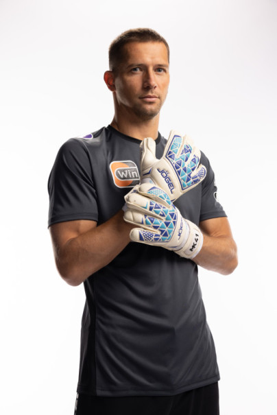 Индивидуальная фотосессия игроков ФК «Зенит» в форме Joma сезона 2023/24