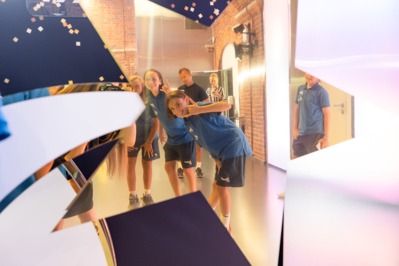 Экскурсия женской команды «Зенит»-U-14 в галерею «Цифергауз»