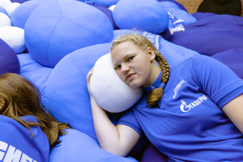 Экскурсия женской команды «Зенит»-U-14 в галерею «Цифергауз»