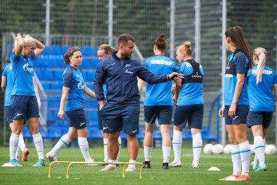 Тренировка женской команды «Зенит» перед матчем с «Динамо»
