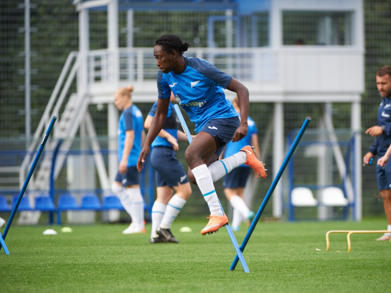 Тренировка женской команды «Зенит» перед матчем с «Динамо»