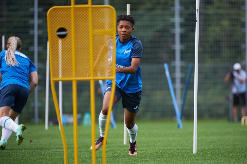 Тренировка женской команды «Зенит» перед матчем с «Динамо»