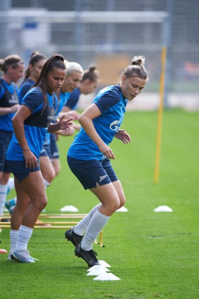 Тренировка женской команды «Зенит» перед матчем с «Динамо»