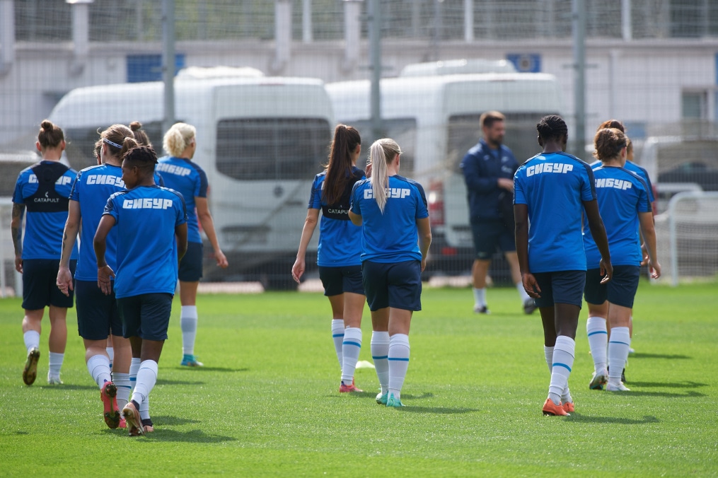 Тренировка женской команды «Зенит» перед матчем с «Динамо»