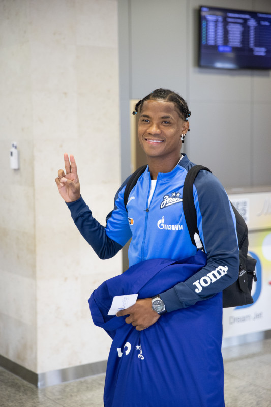 Вылет «Зенита» на матч со «Спатраком»