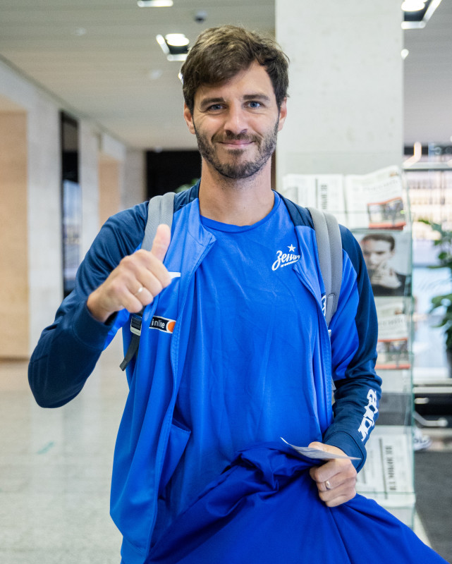 Вылет «Зенита» на матч со «Спатраком»