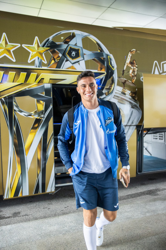 Вылет «Зенита» на матч со «Спатраком»