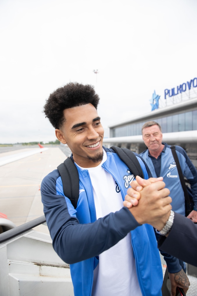 Вылет «Зенита» на матч со «Спатраком»