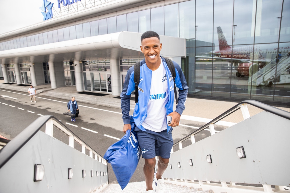 Вылет «Зенита» на матч со «Спатраком»