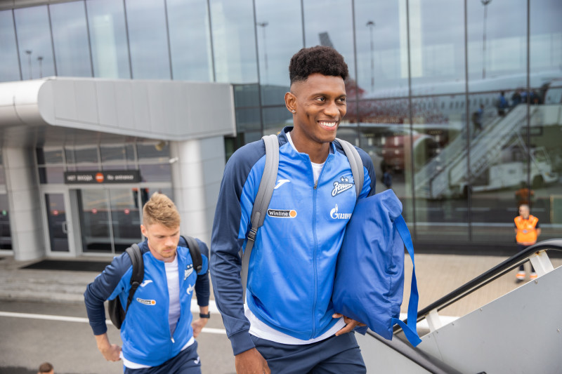 Вылет «Зенита» на матч со «Спатраком»