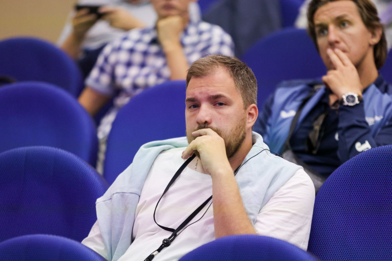 Иван Шабаров  — старший тренер молодежной сборной России по футболу