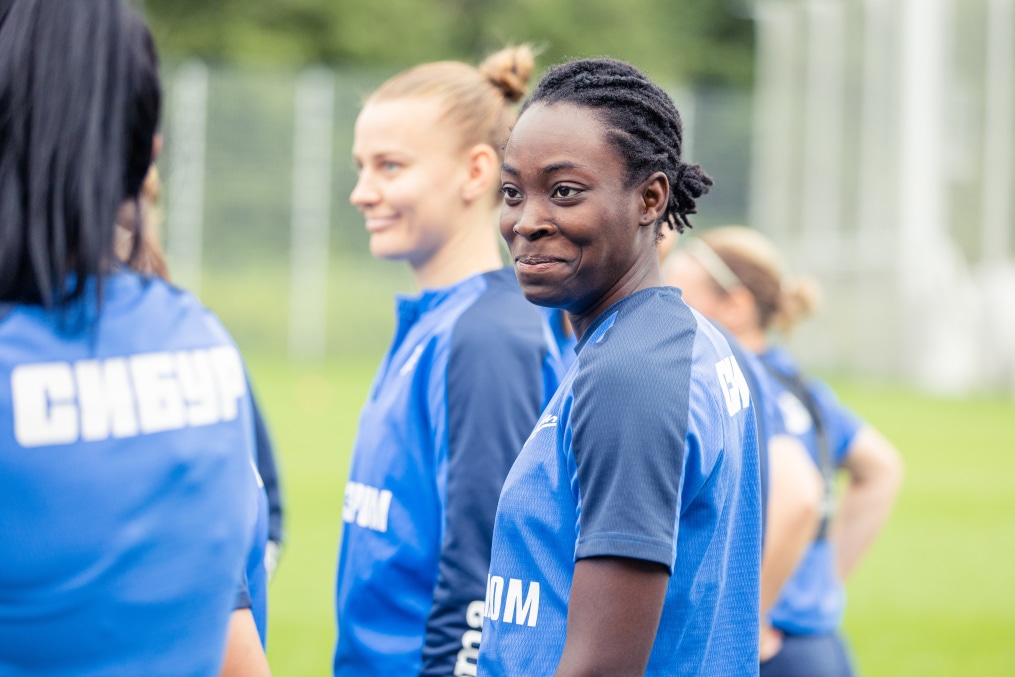 Тренировка женской команды «Зенит» перед матчем с ЖФК «Рязань-ВДВ»