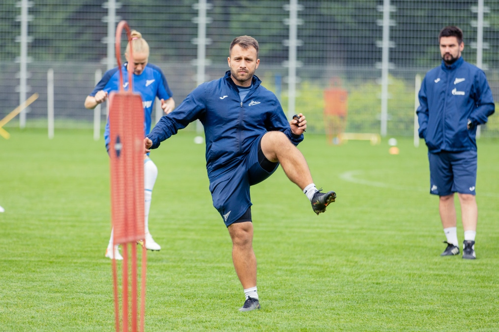 Тренировка женской команды «Зенит» перед матчем с ЖФК «Рязань-ВДВ»